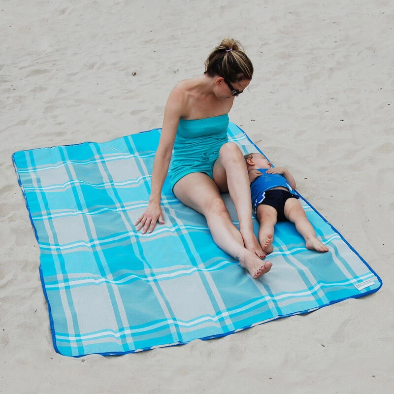 CGEAR SAND-FREE Sand-Free Quicksand Rug 3 CGEAR SAND-FREE Sand-Free Quicksand Rug - Image 2
