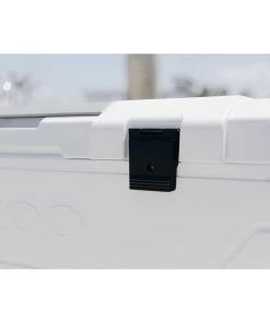 IGLOO 165 qt. Maxcold Cooler -Outdoor Living shop 19800929 8 1500.29042021093052