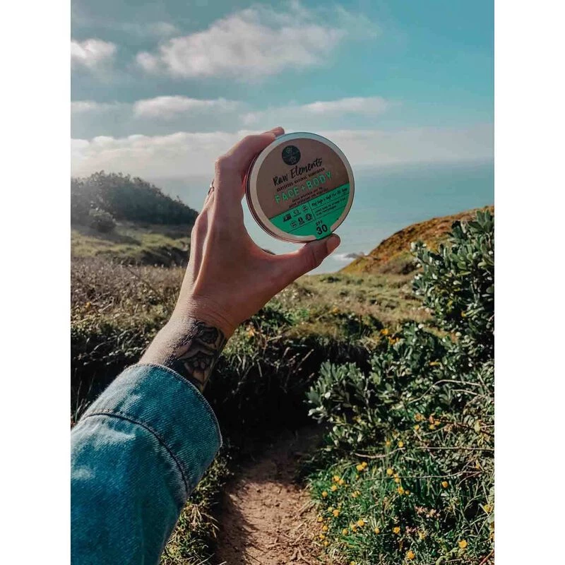 RAW ELEMENTS SPF 30 Face and Body Sunscreen Tin 5 RAW ELEMENTS SPF 30 Face and Body Sunscreen Tin - Image 3