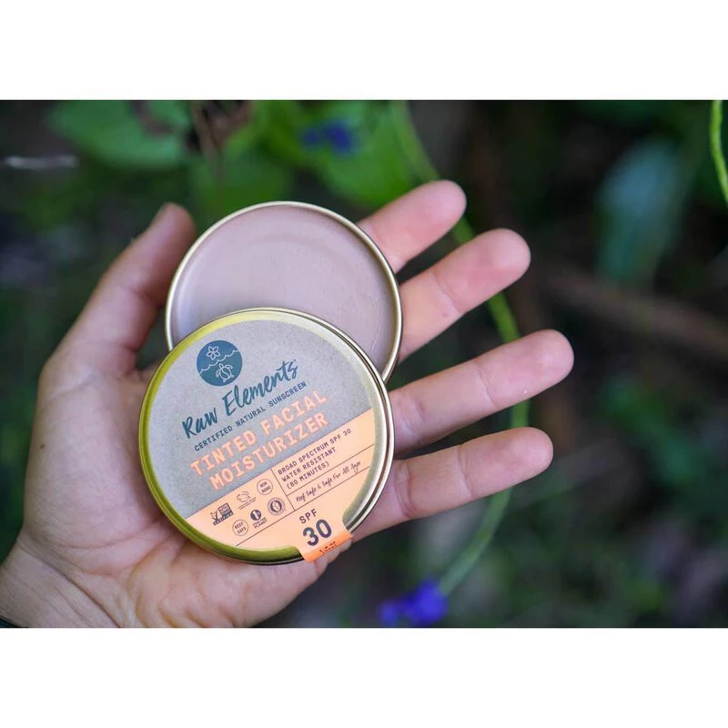 RAW ELEMENTS SPF 30 Tinted Facial Moisturizer 5 RAW ELEMENTS SPF 30 Tinted Facial Moisturizer - Image 3