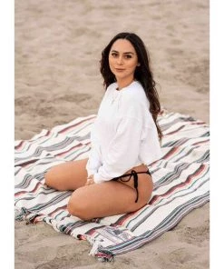 SENOR LOPEZ 75" x 58" Beach Blanket, Redondo Red -Outdoor Living shop 20144648 4 1500.16112020083012