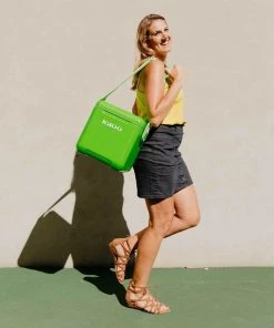 IGLOO 11 qt. Tag Along Too Marine Cooler -Outdoor Living shop 20149431 8 1500.06112020043010