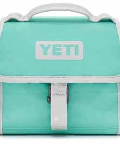 YETI Daytrip Lunch Bag -Outdoor Living shop 20165213 1500.07012021100129